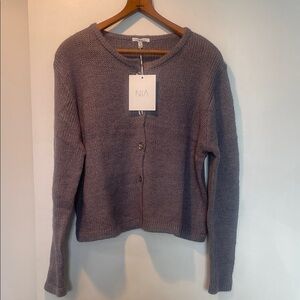 NIA the Brand Women's Classic Gray Cropped Cardigan